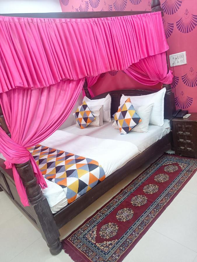 Hotel Golden Tulip Jaisalmer Exterior photo